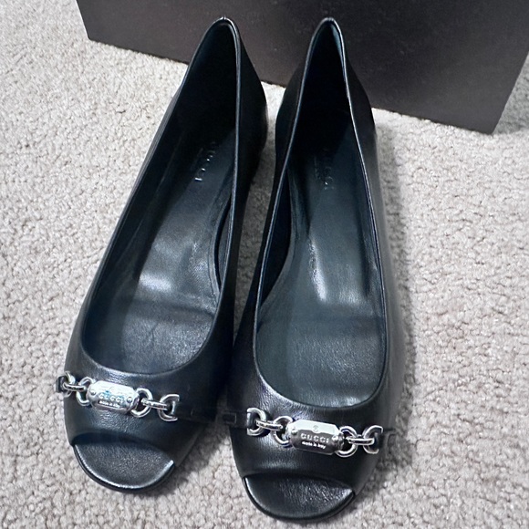 GUCCI BLACK FLATS - Picture 4 of 10